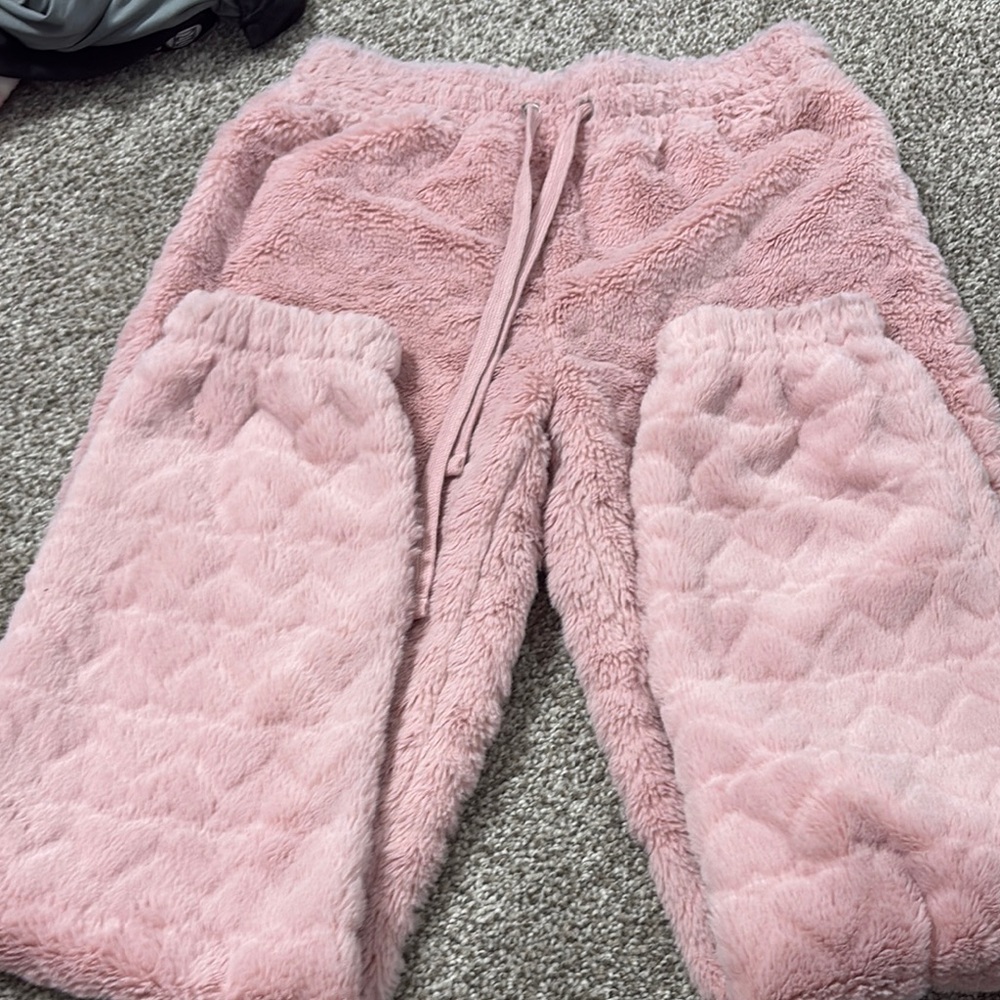 Cozy Pink women’s joggers